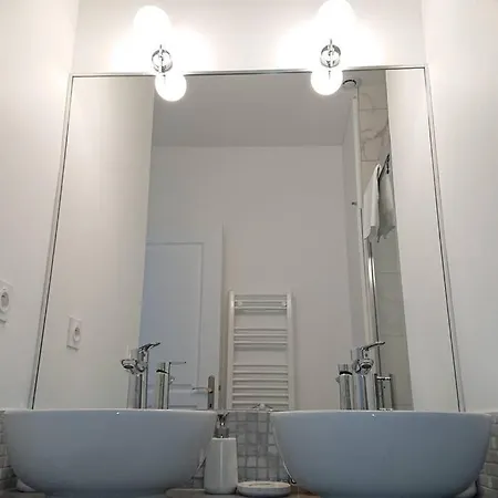 Montesquieu Apartment